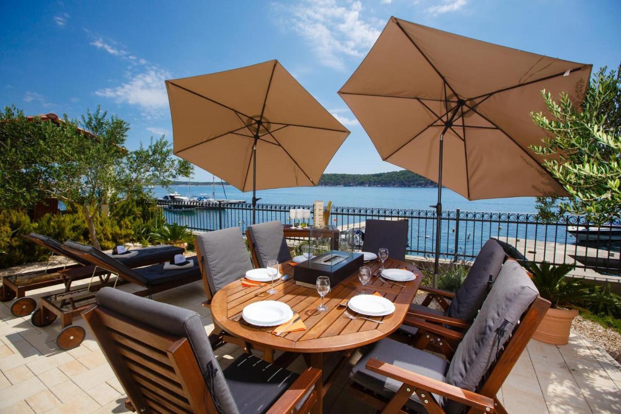Villa Riva Barbat na Rabu Buitenkant foto