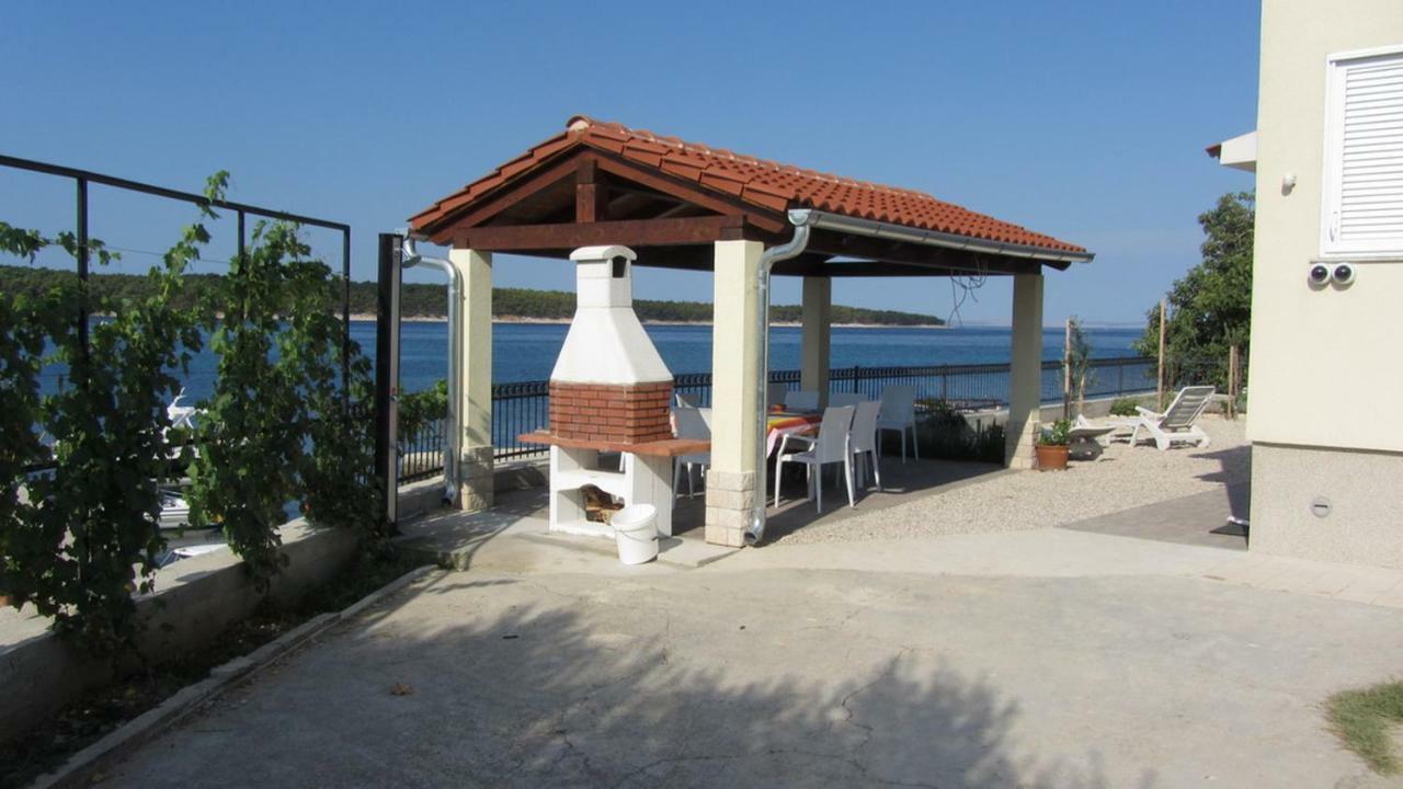 Villa Riva Barbat na Rabu Buitenkant foto