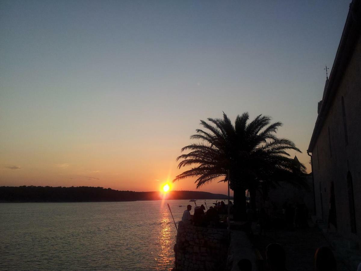 Villa Riva Barbat na Rabu Buitenkant foto