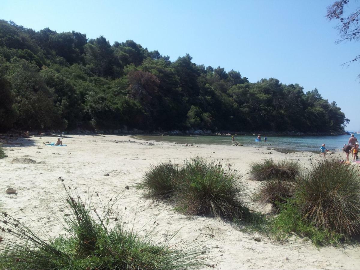 Villa Riva Barbat na Rabu Buitenkant foto